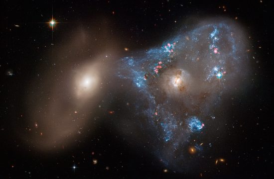 STScI: Galaxy Collision Creates 'Space Triangle' in New Hubble Image